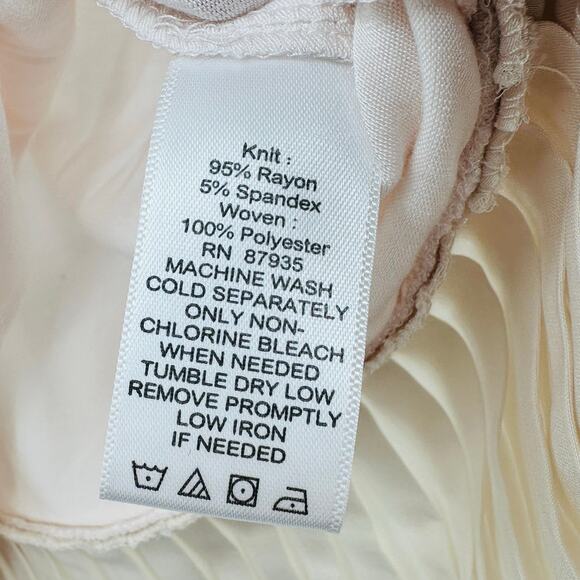 LOGO by Lori Goldstein Drop Shoulder Knit Top Pleated Trim Cap Sleeve XXS 2XS - Picture 6 of 8